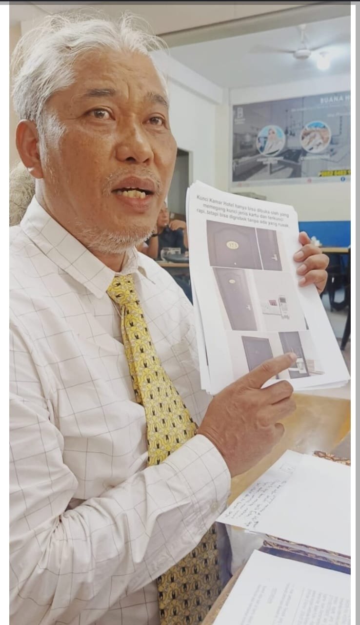 Lawyer Harlem Simatupang, SH Siap Bela WN. Malaysia di Batam